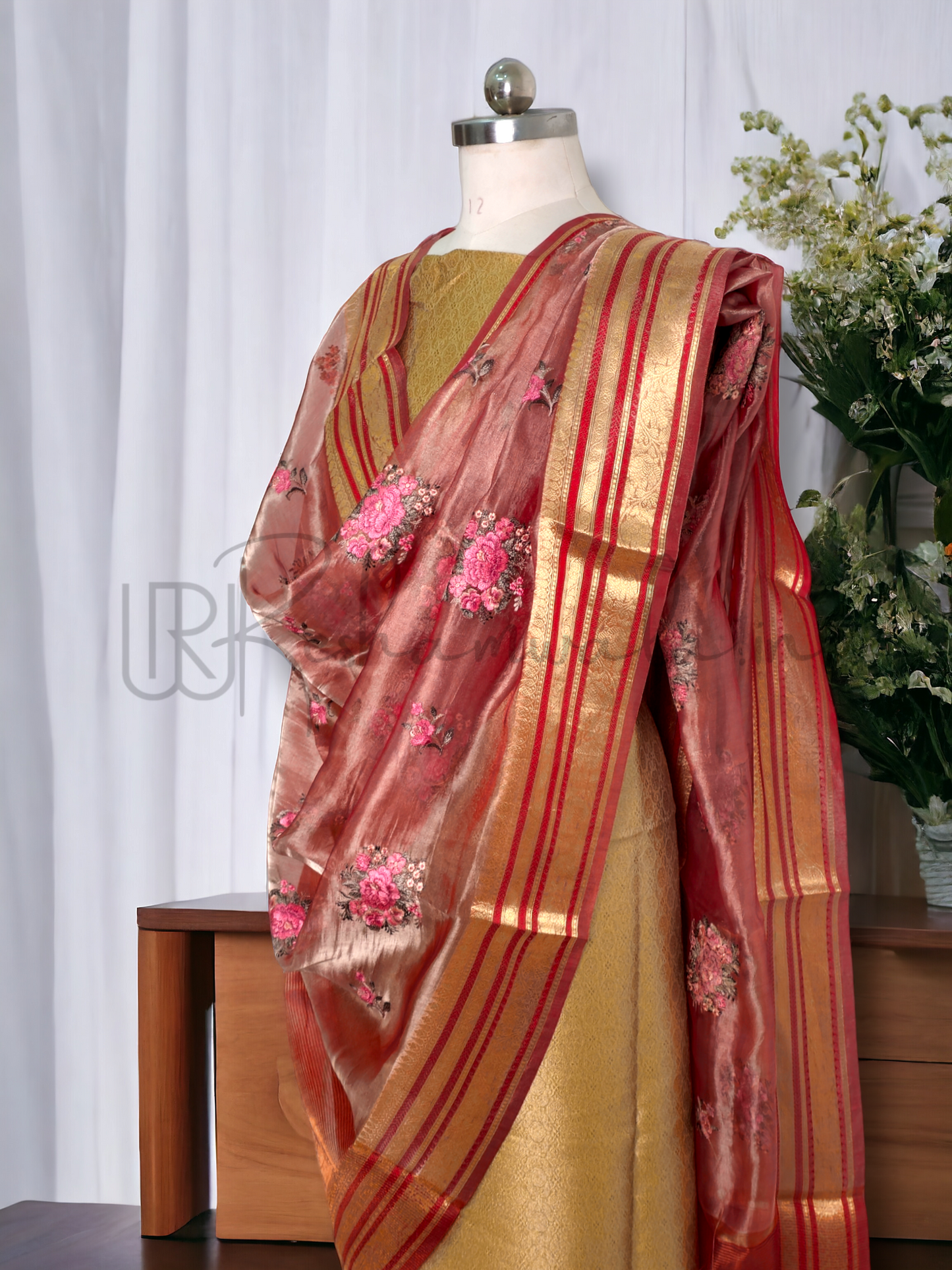 Handwoven pure tissue silk brocade suit and Pure tissue silk floral bunch embroidery dupatta with special tassels and plain bottom