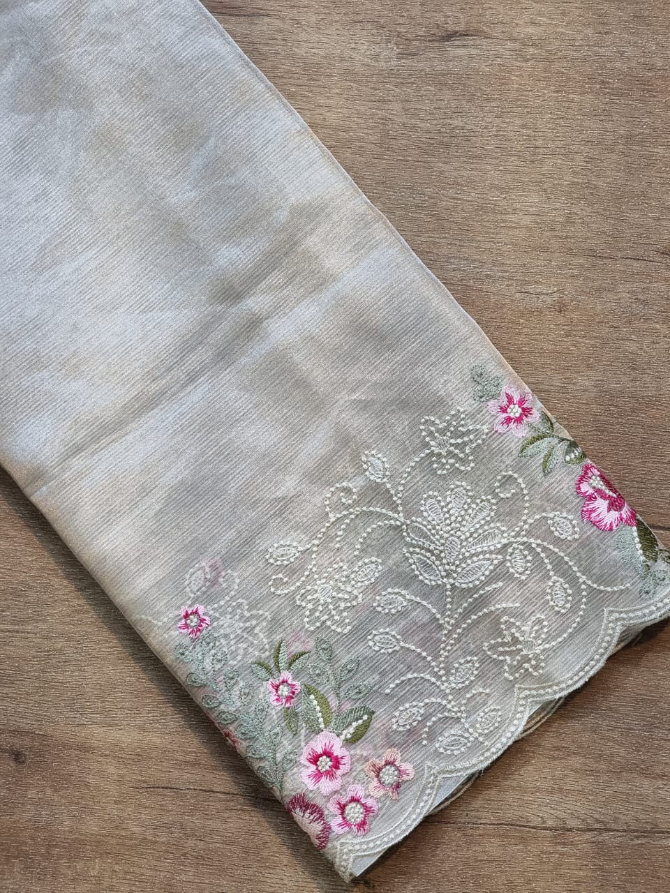 Pure Tissue Silk Stripe Embroidery Cutwork Border Scallop Saree