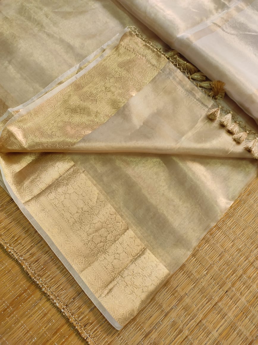 Pure Tissue Organza Silk Banarasi Border Saree with running blouse and special tassels - Resham Wala