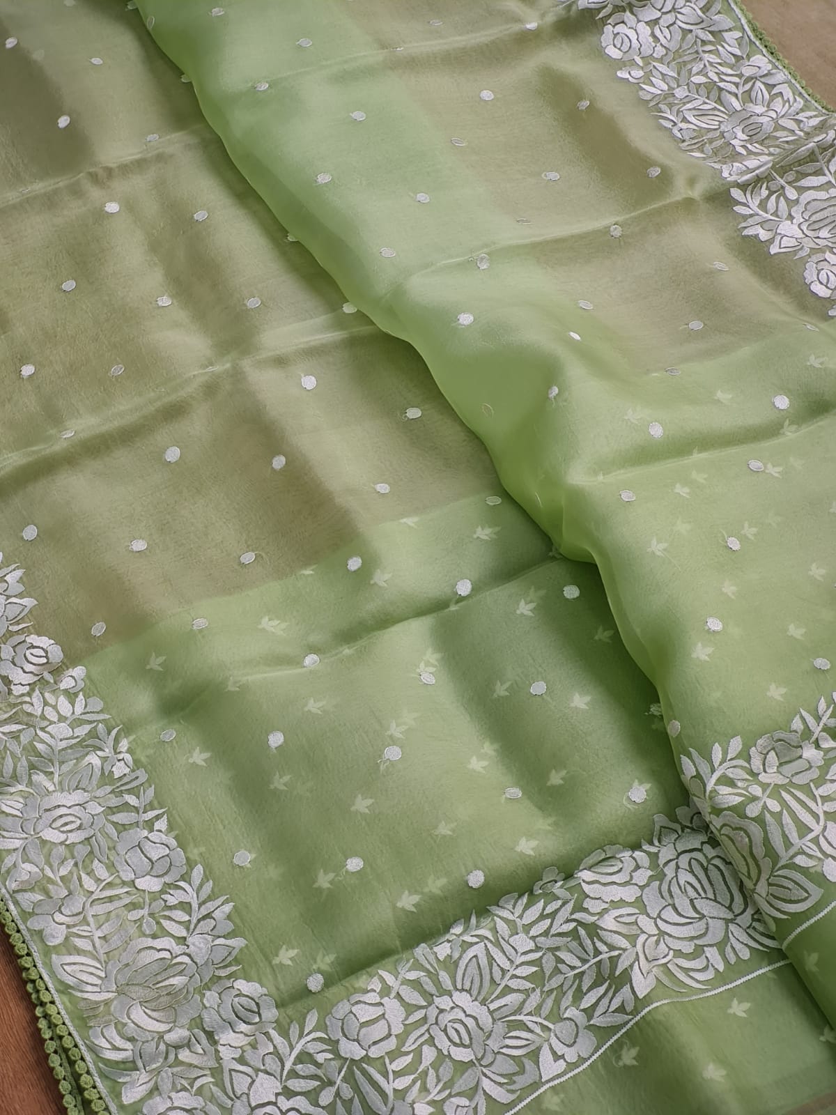 Pure Organza Silk Parsi Embroidery Border Buti Saree with crochet lace and sleeves in blouse - Resham Wala