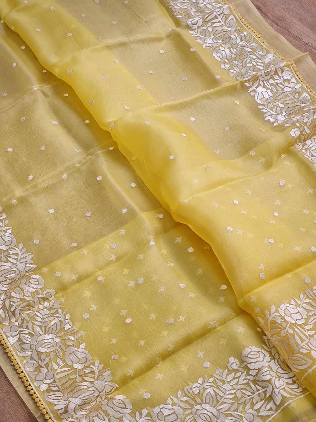 Pure Organza Silk Parsi Embroidery Border Buti Saree with crochet lace and sleeves in blouse - Resham Wala