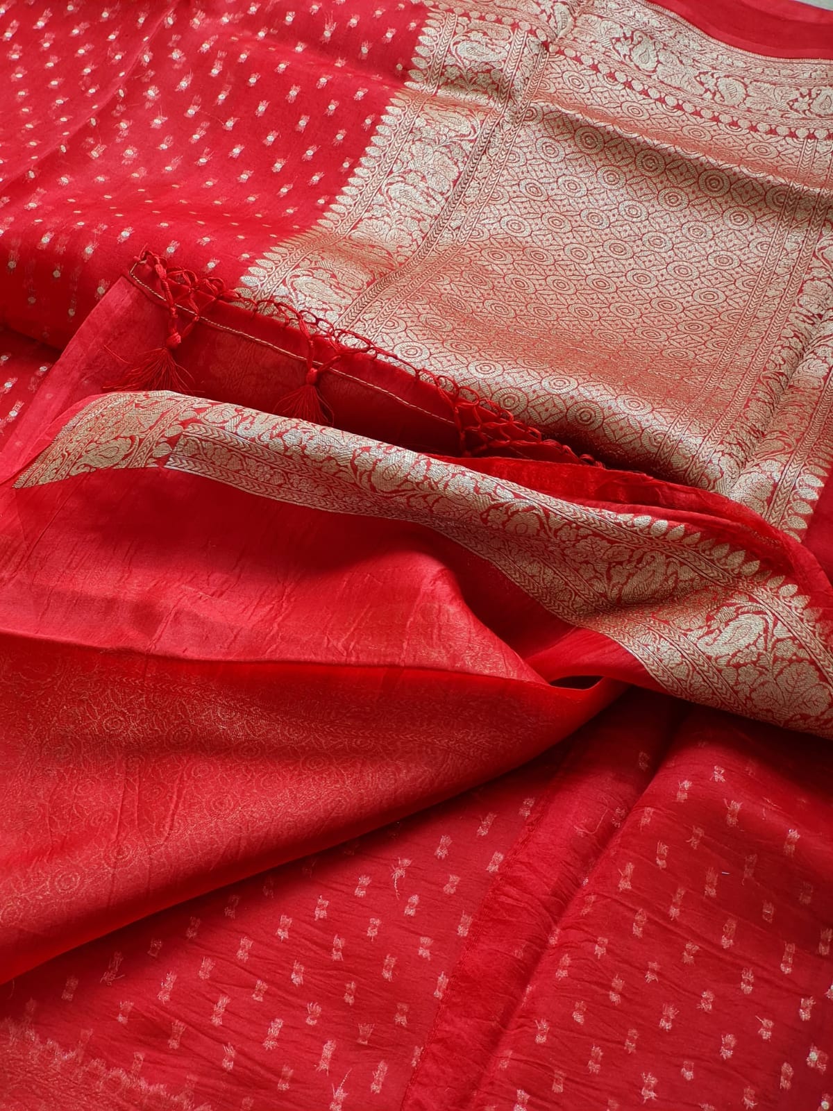 Handwoven Banarasi Pure Kora Silk Saree with contrast border Pallu and blouse with special tassels