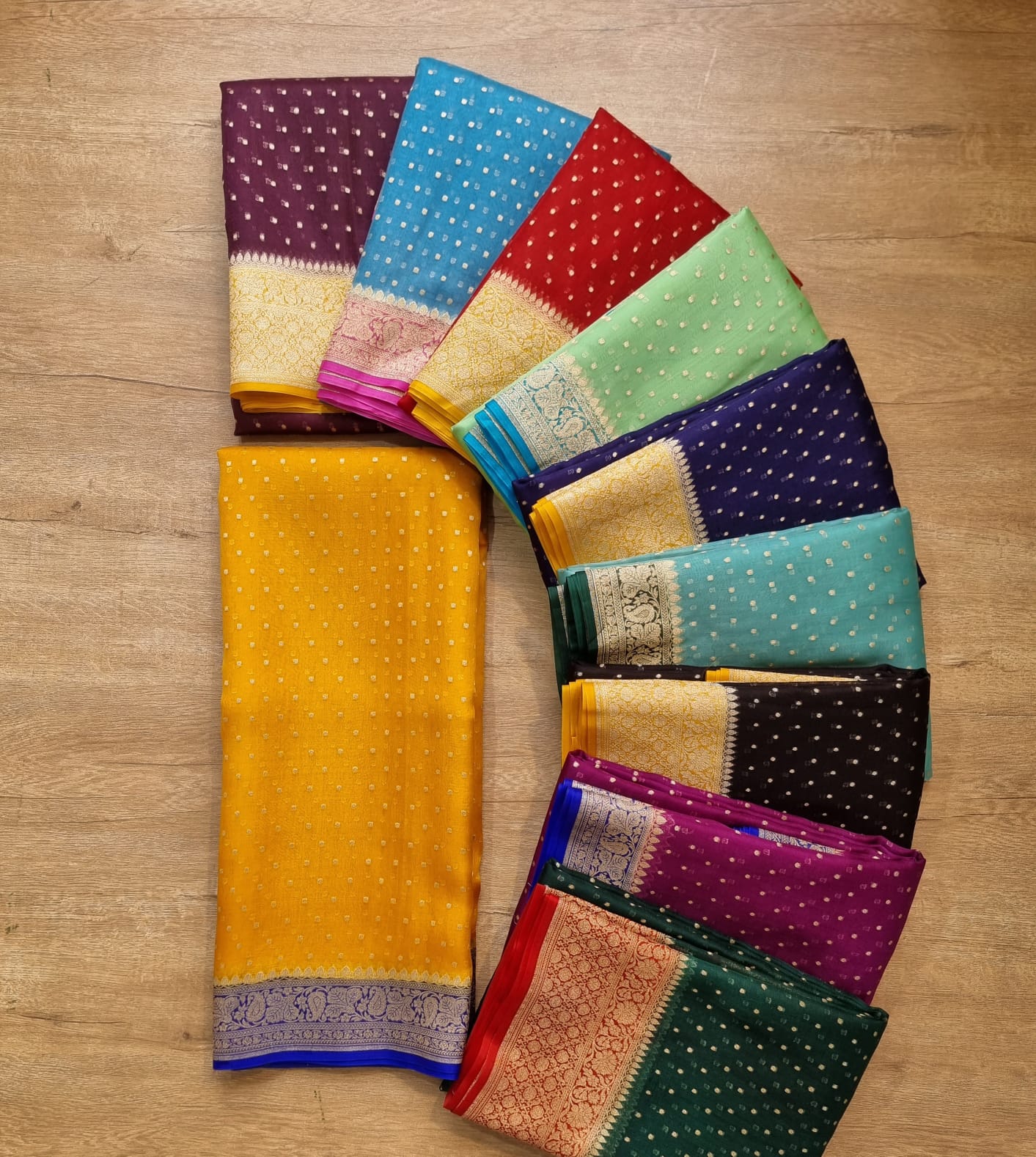 Handwoven Banarasi Pure Kora Silk Saree with contrast border Pallu and blouse with special tassels