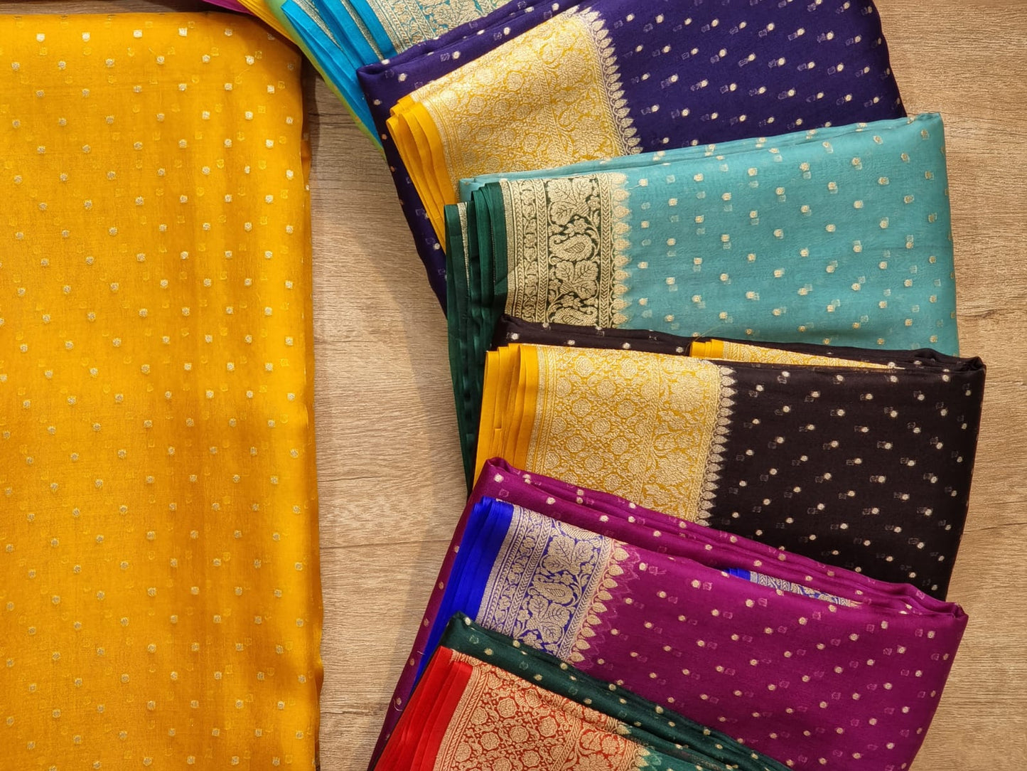 Handwoven Banarasi Pure Kora Silk Saree with contrast border Pallu and blouse with special tassels
