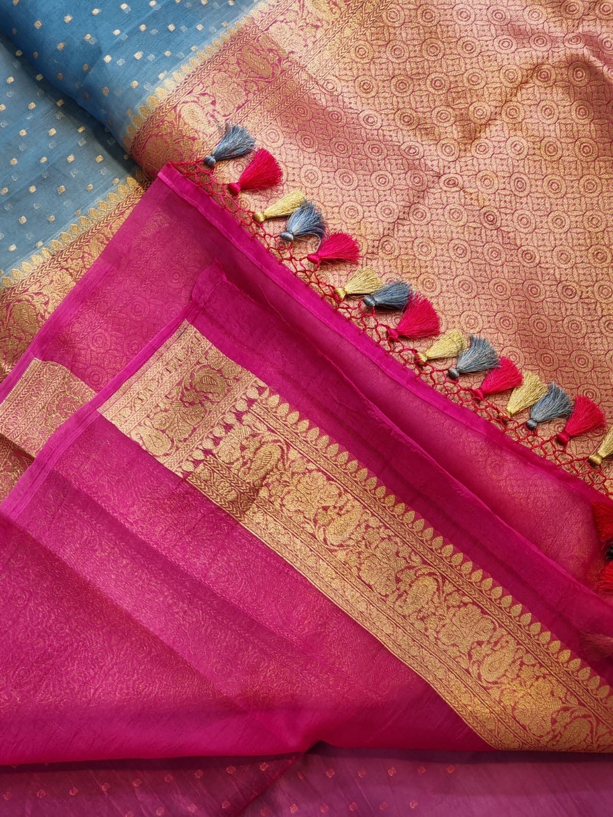 Handwoven Banarasi Pure Kora Silk Saree with contrast border Pallu and blouse with special tassels