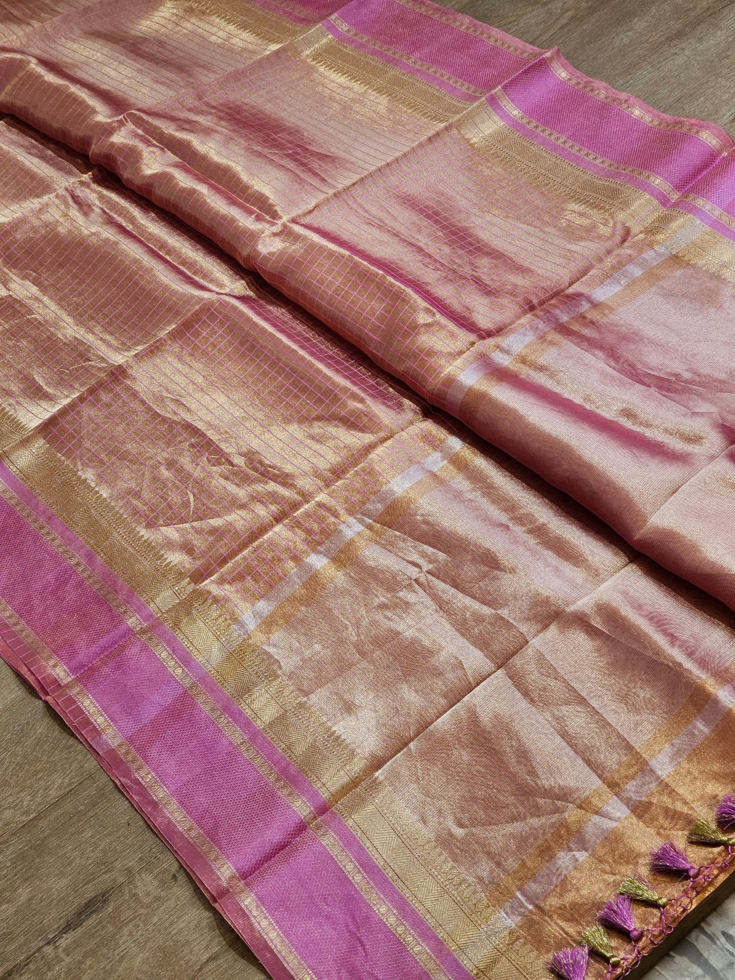 Handwoven Pure Double Tissue Silk Saree with Katan check and Satan border with special tassels and blouse - Resham Wala