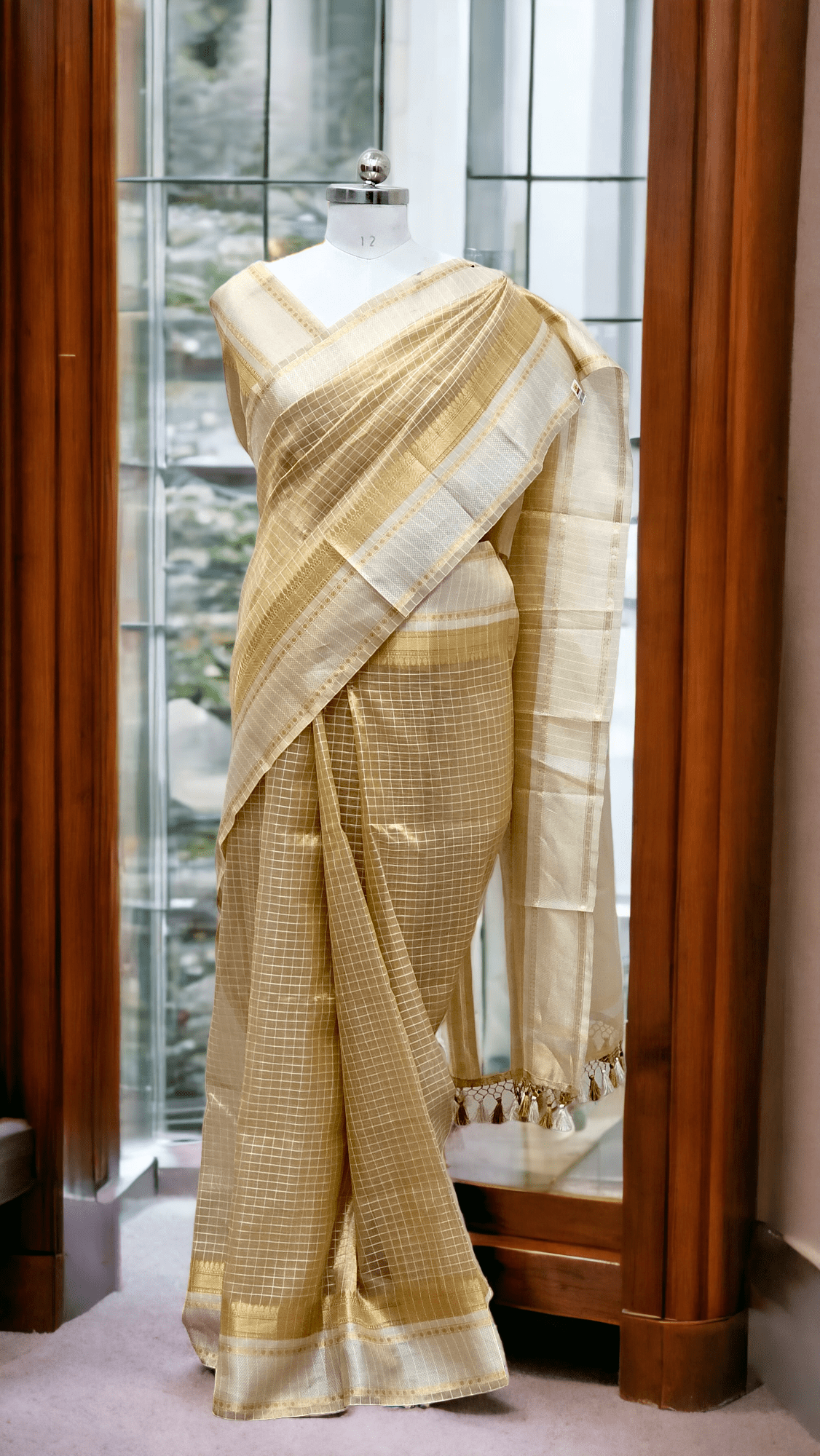 Handwoven Pure Double Tissue Silk Katan Check Saree - katan check pattern close-up