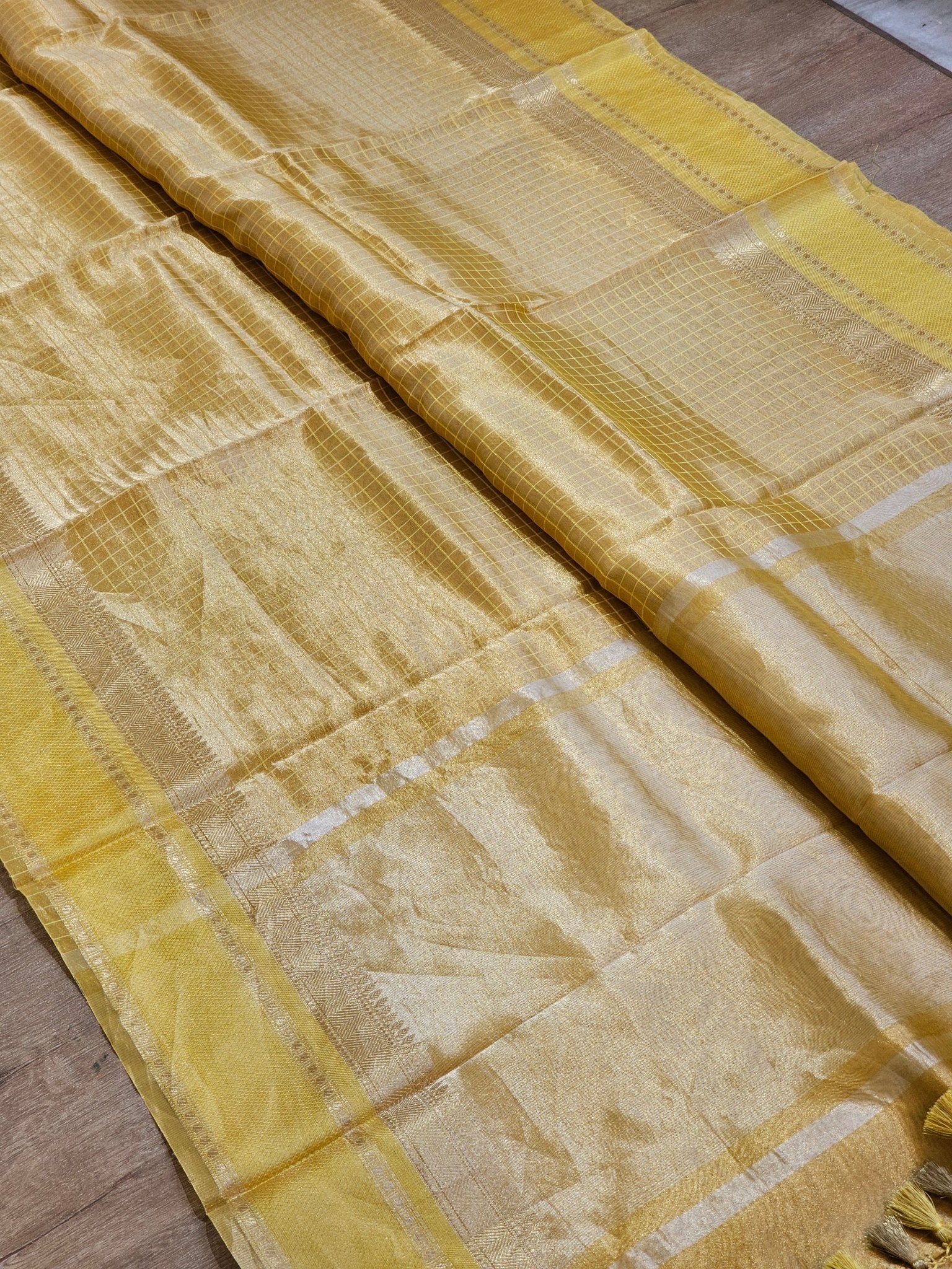 Handwoven Pure Double Tissue Silk Katan Check Saree - pallu detail view