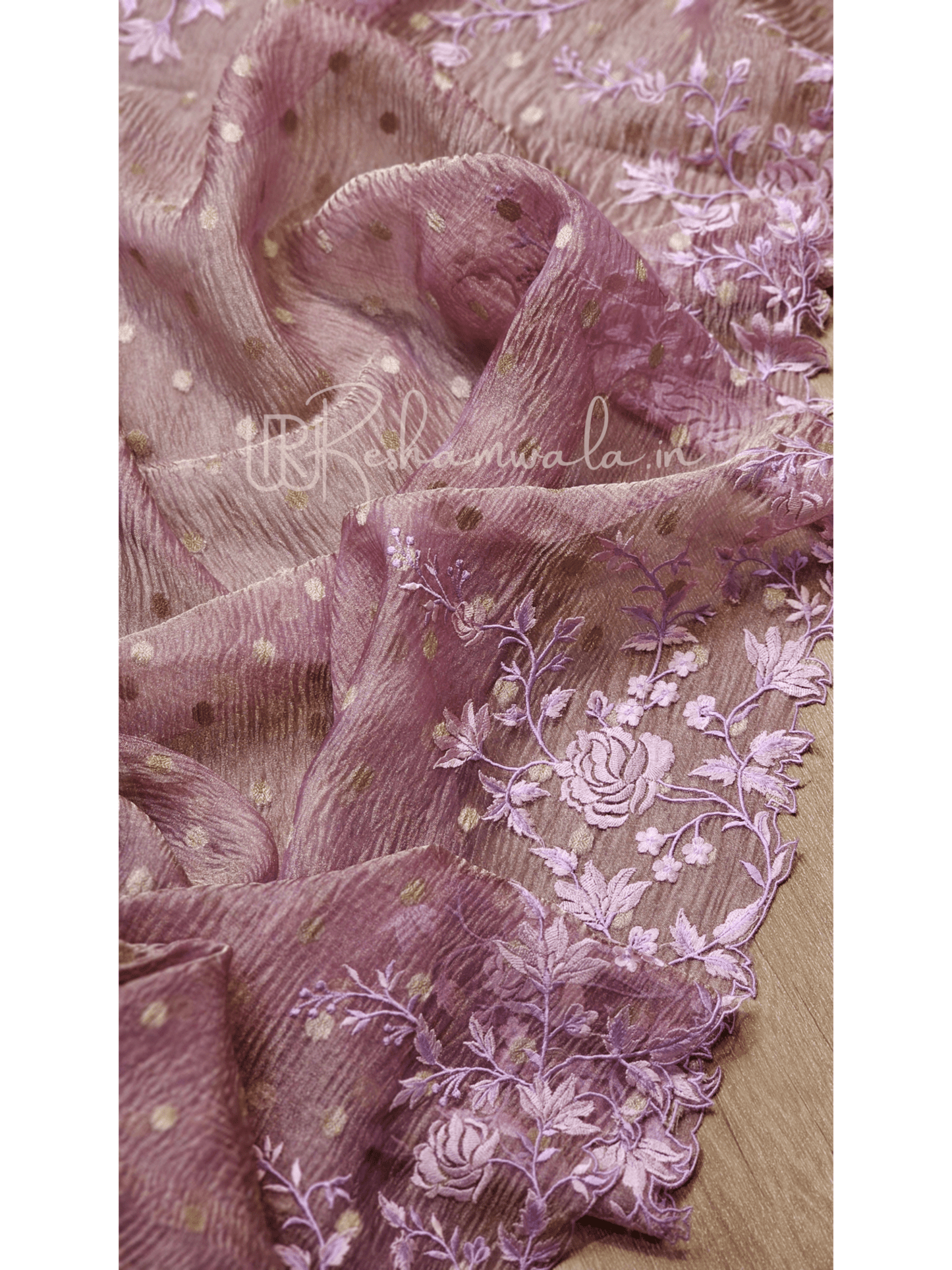 Pure Banarasi crush Tissue with zari buti and Tilfy embroidery cutwork scallop border paired with banarasi brocade blouse - Resham Wala