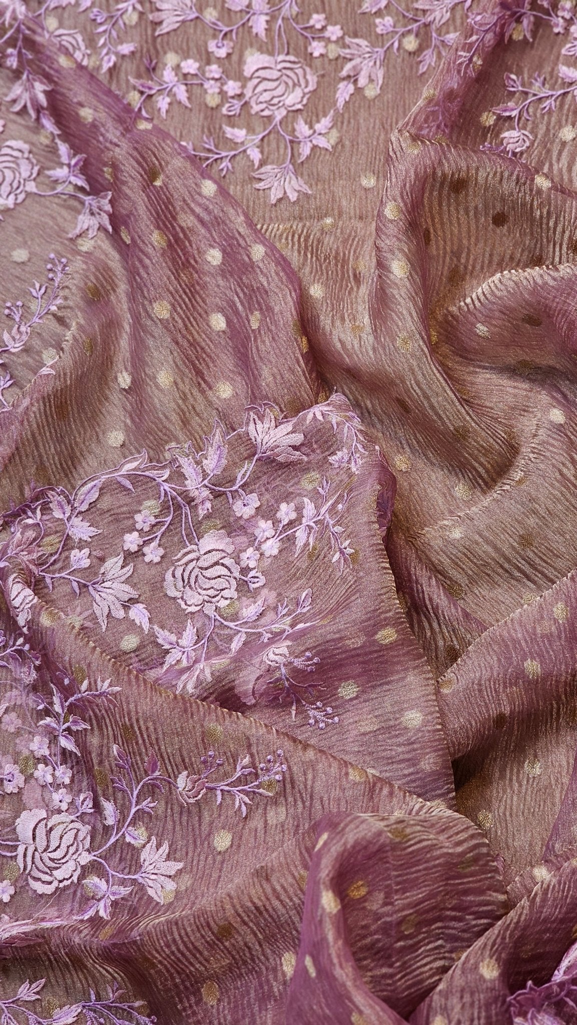 Pure Banarasi crush Tissue with zari buti and Tilfy embroidery cutwork scallop border paired with banarasi brocade blouse - Resham Wala