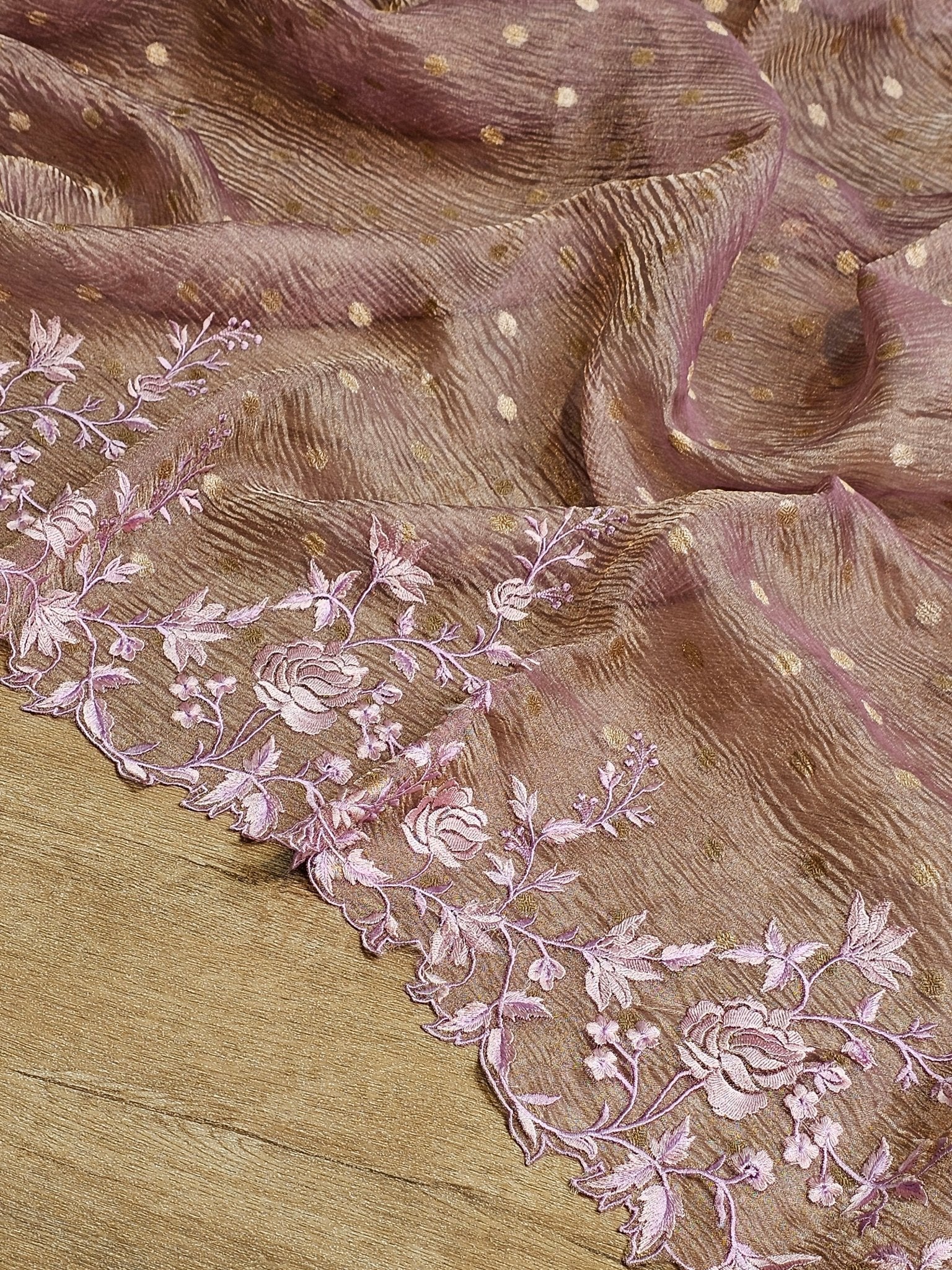 Pure Banarasi crush Tissue with zari buti and Tilfy embroidery cutwork scallop border paired with banarasi brocade blouse - Resham Wala