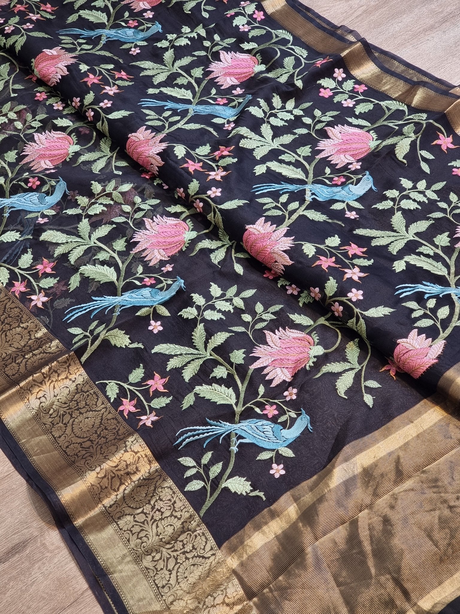 Pure Organza silk Banarasi Border Floral Embroidery Saree with running border blouse - Resham Wala