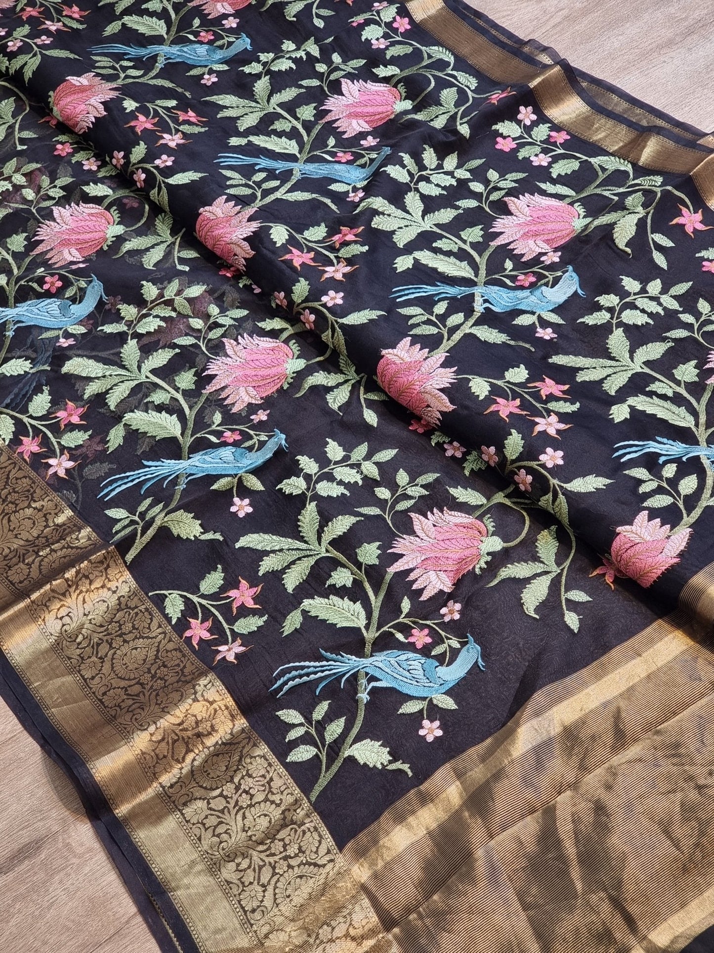 Pure Organza Silk Banarasi Border Floral Embroidery Saree - Red shade