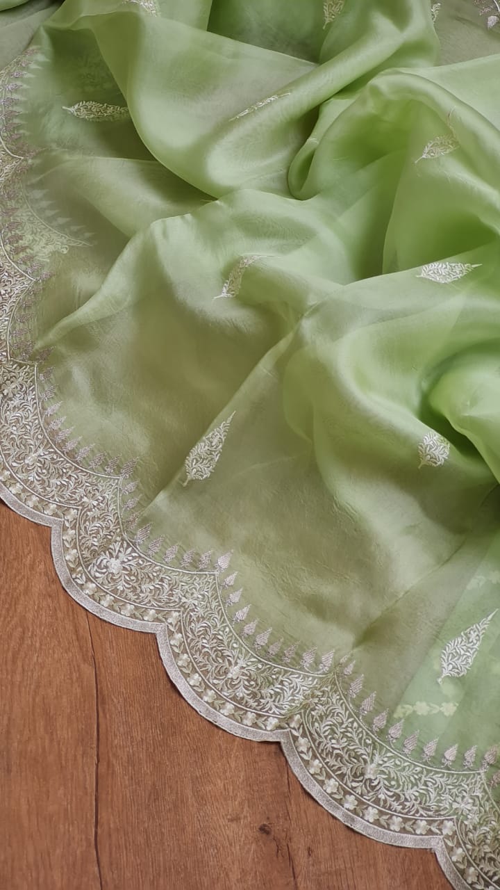 Pure Organza Silk Cutwork Buti Scallop Saree - Light Coper shade