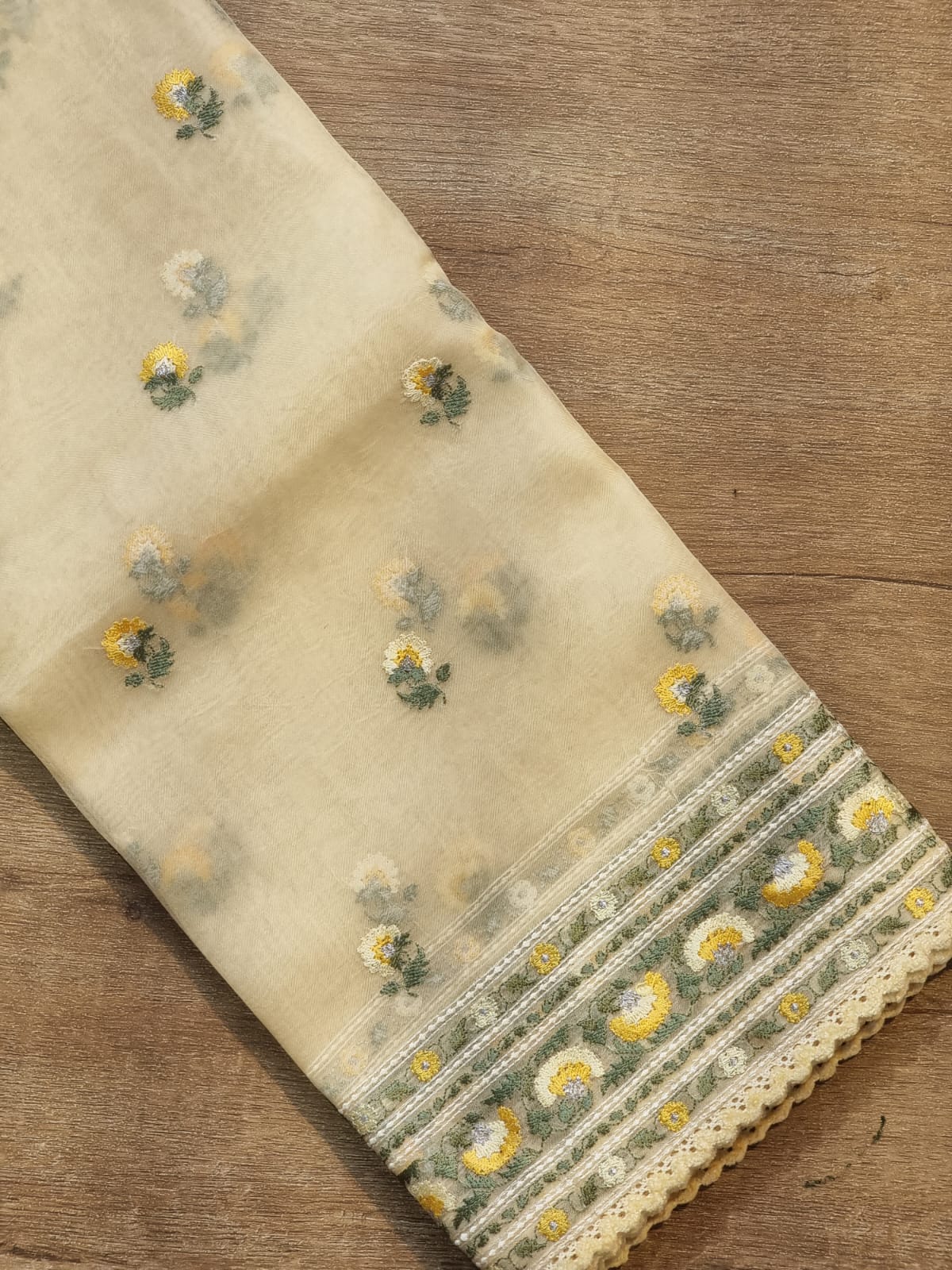 Pure Organza Silk Embroidered Border Buti Saree - fabric texture close-up