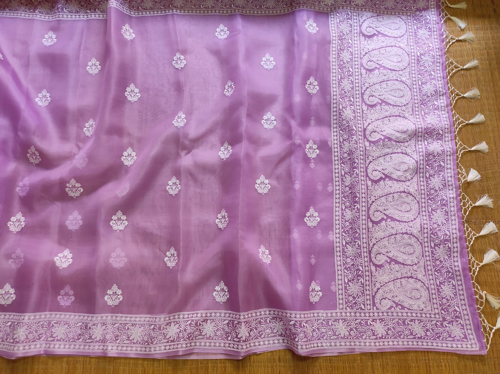 Pure Organza Silk Buta Border Saree - close drape folds detail