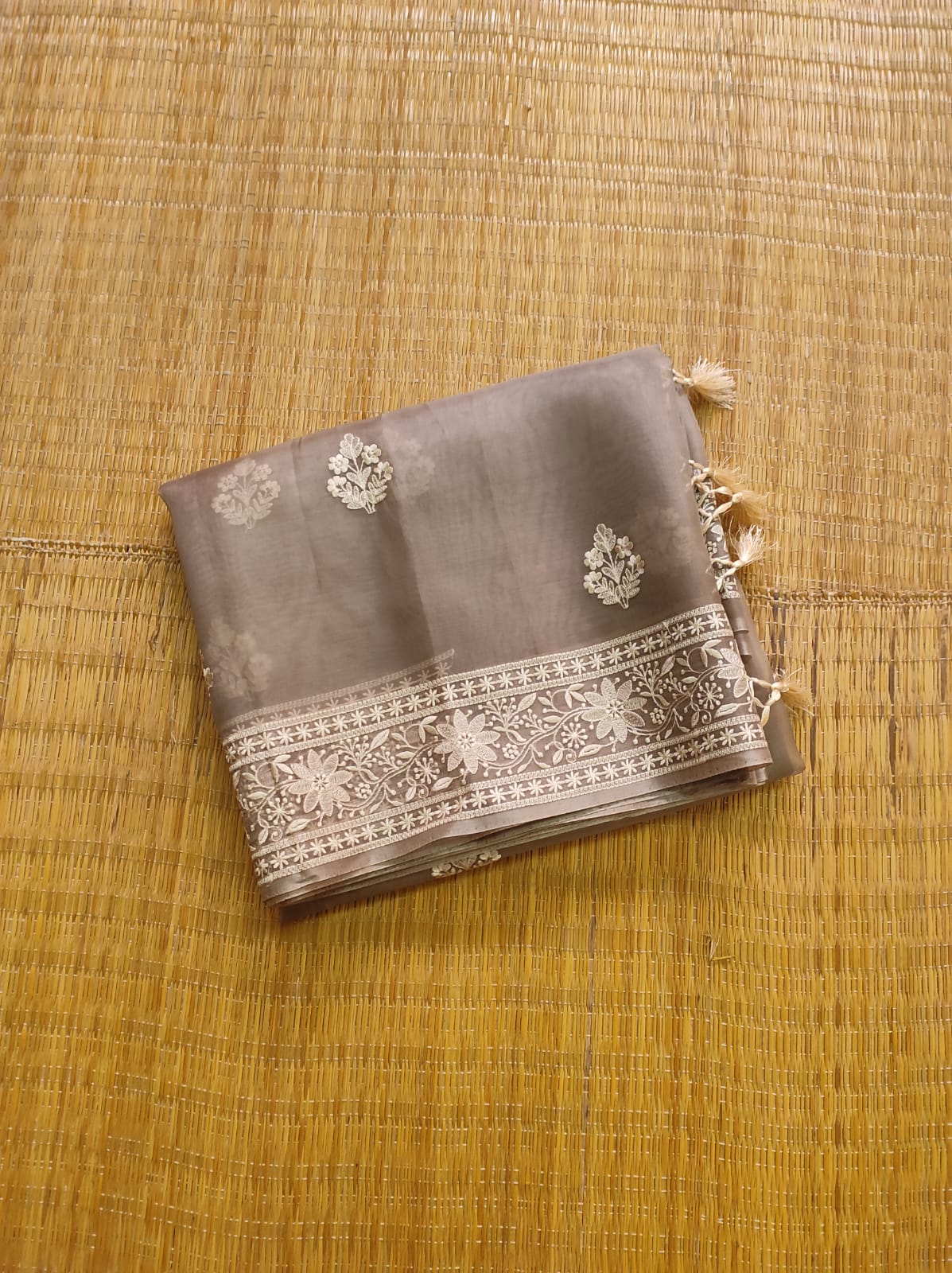 Pure Organza Silk Buta Border Saree - Lavender shade