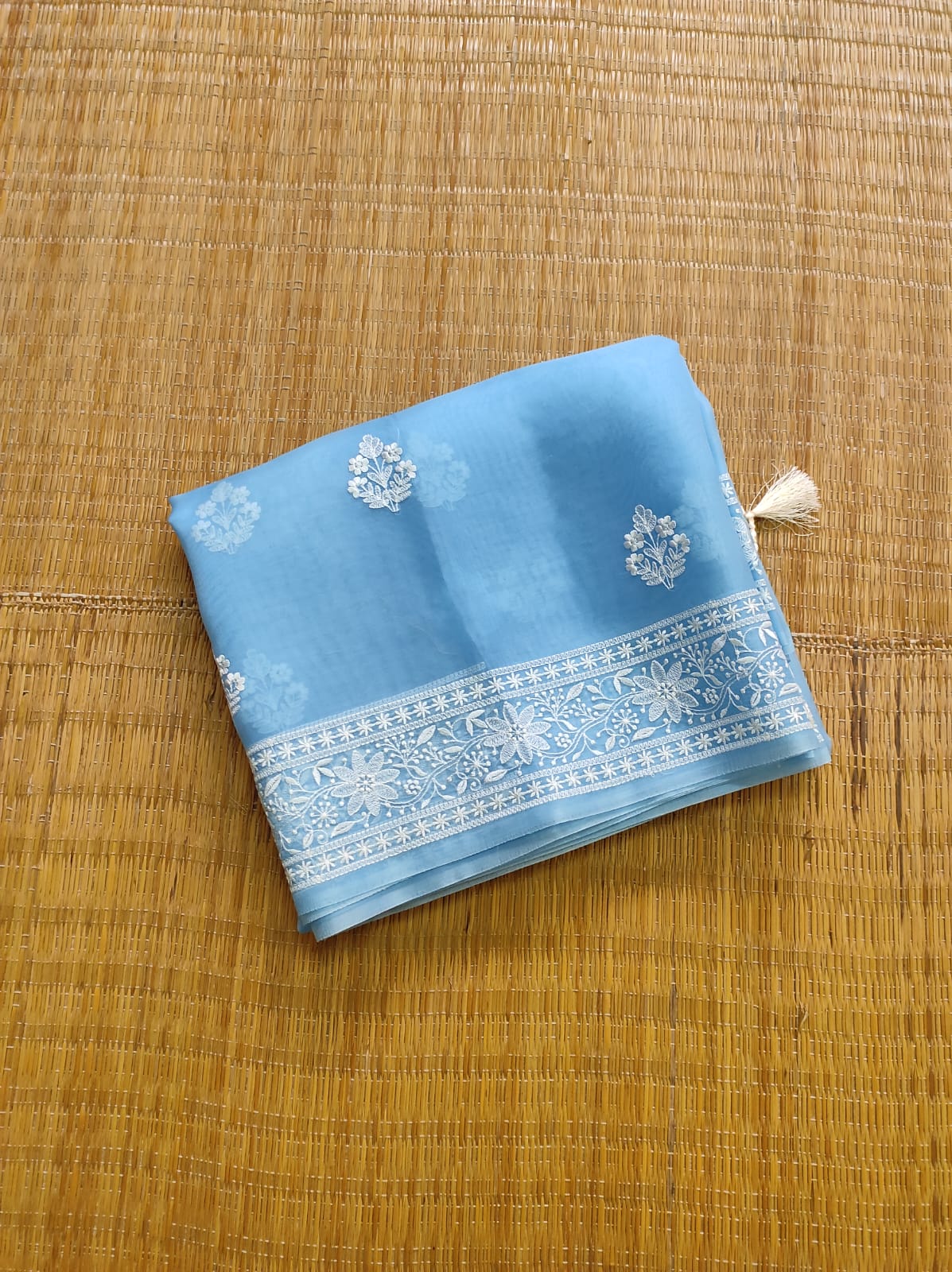 Pure Organza Silk Buta Border Saree - fabric texture close-up