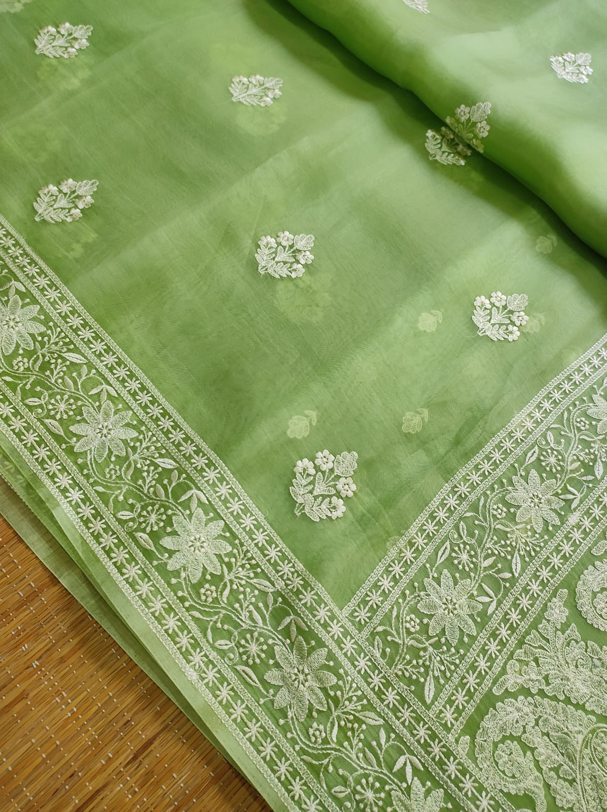 Pure Organza Silk Buta Border Saree - back pallu drape view