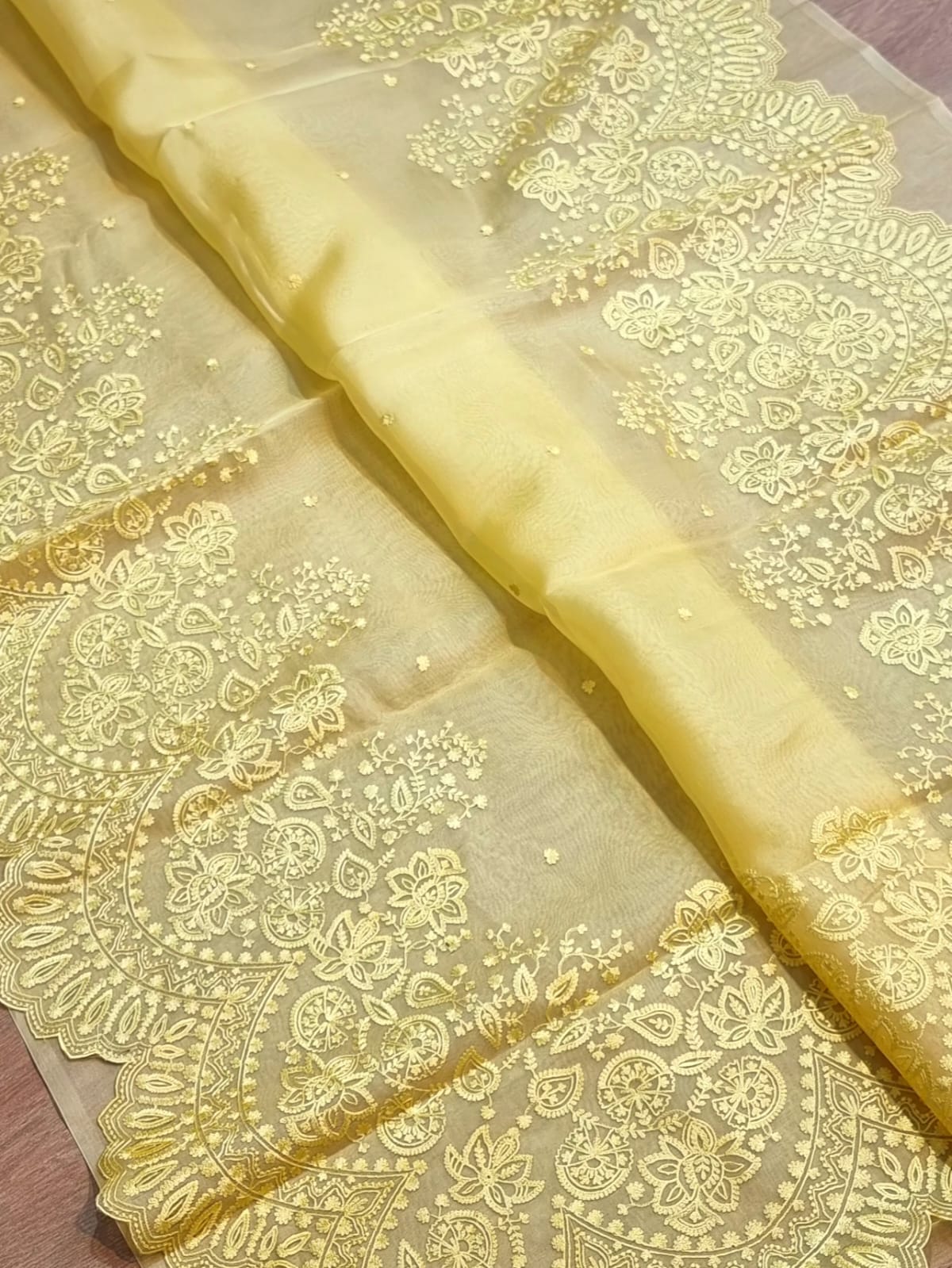 Pure Organza Silk Torani Cutwork Scallop Saree - White shade