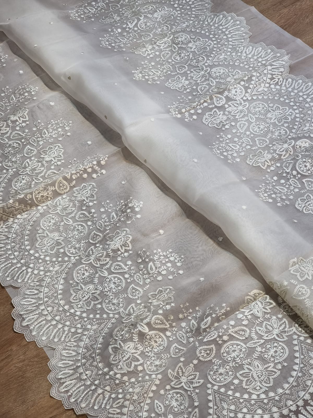 Pure Organza Silk Torani Cutwork Scallop Saree - heavy blouse detail