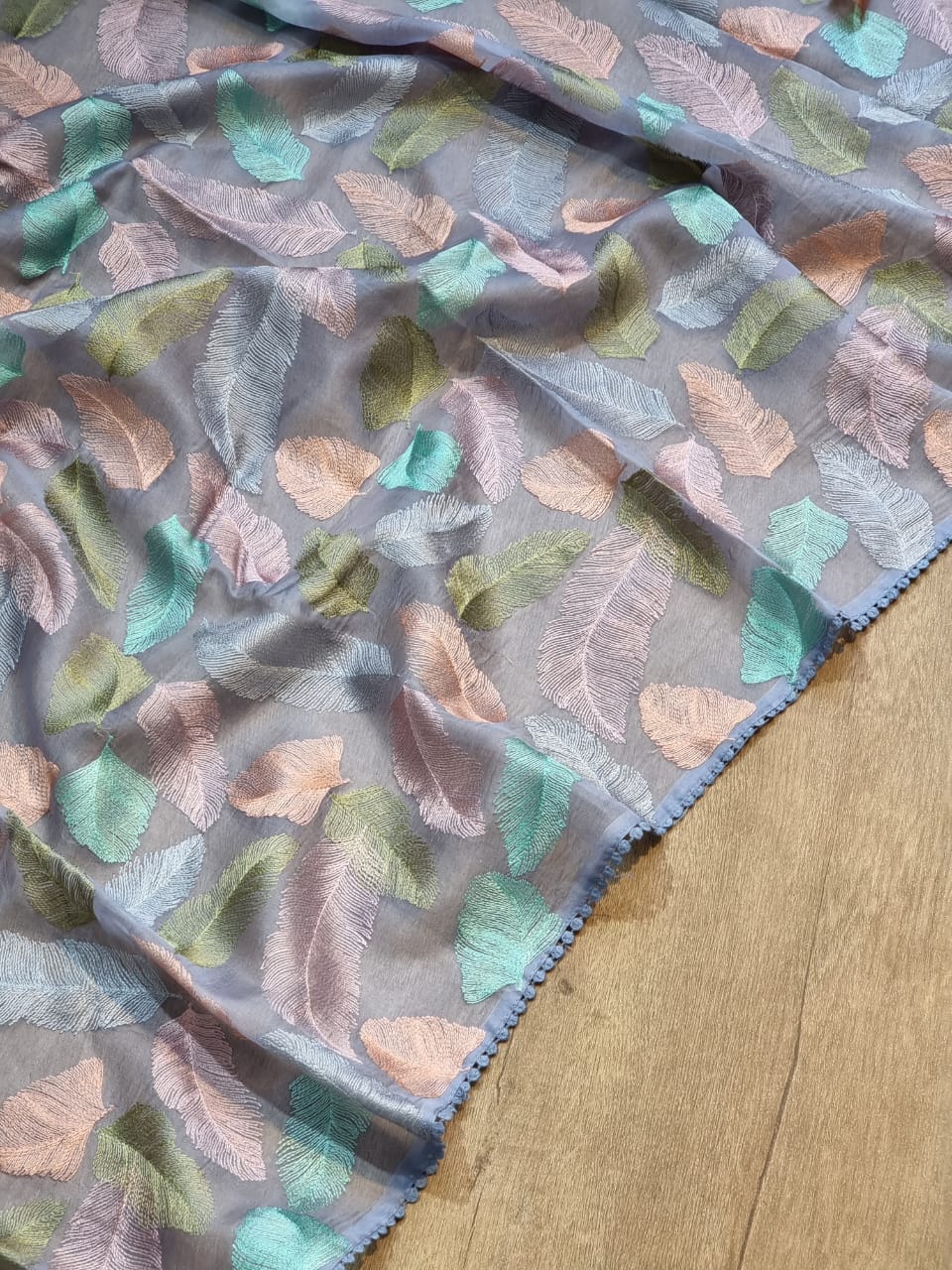 Pure Organza Silk Leaf Embroidery saree with crochet lace and heavy blouse - Resham Wala