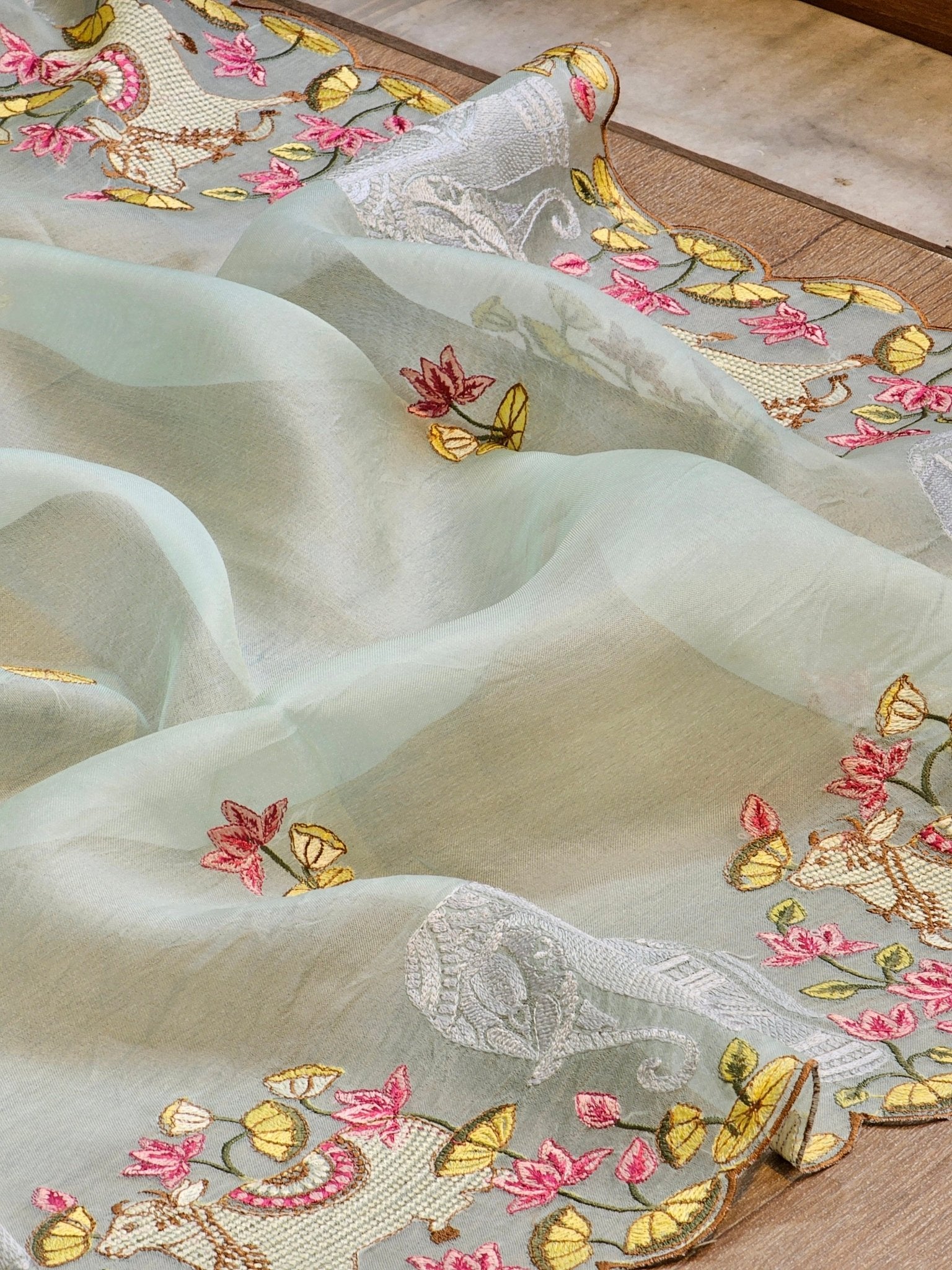 Pure Organza Silk Pichwai Elephant Embroidery Cutwork Scallop Border Saree with Heavy blouse - Resham Wala