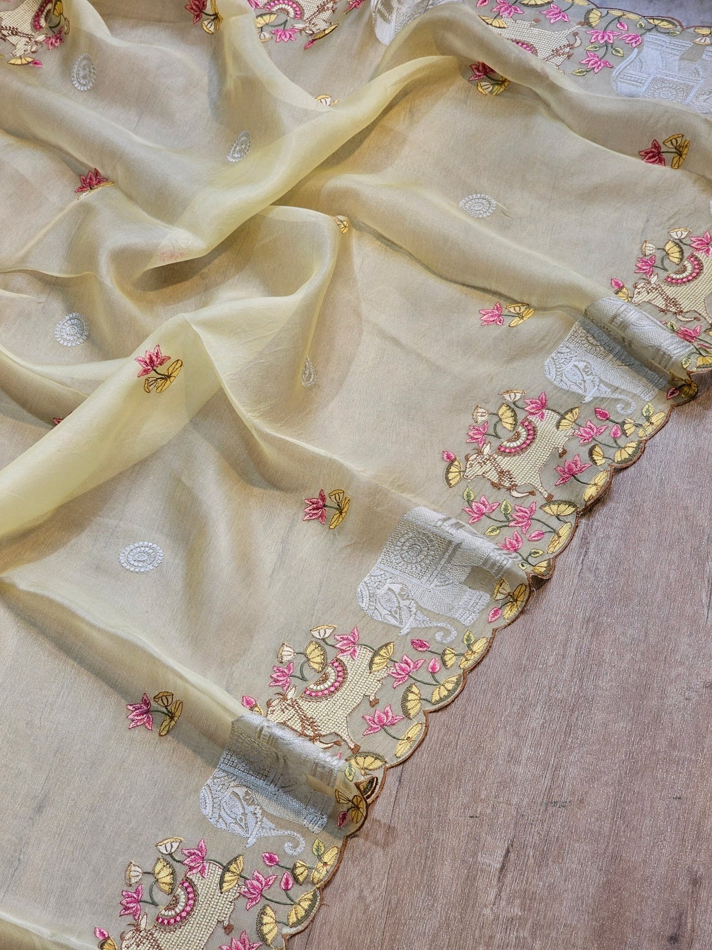 Pure Organza Silk Pichwai Elephant Embroidery Cutwork Scallop Border Saree with Heavy blouse - Resham Wala