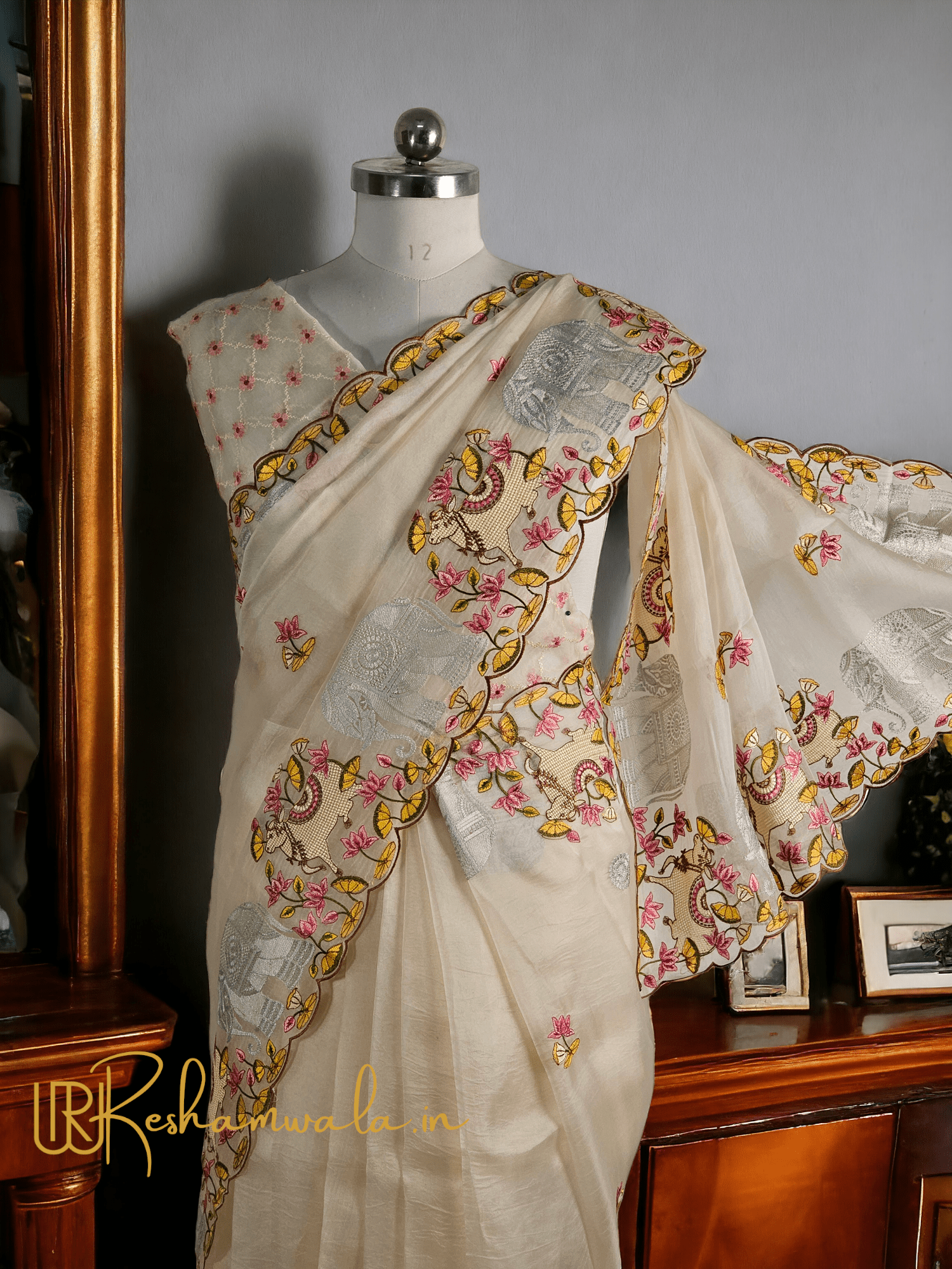 Pure Organza Silk Pichwai Elephant Embroidery Cutwork Scallop Border Saree with Heavy blouse - Resham Wala