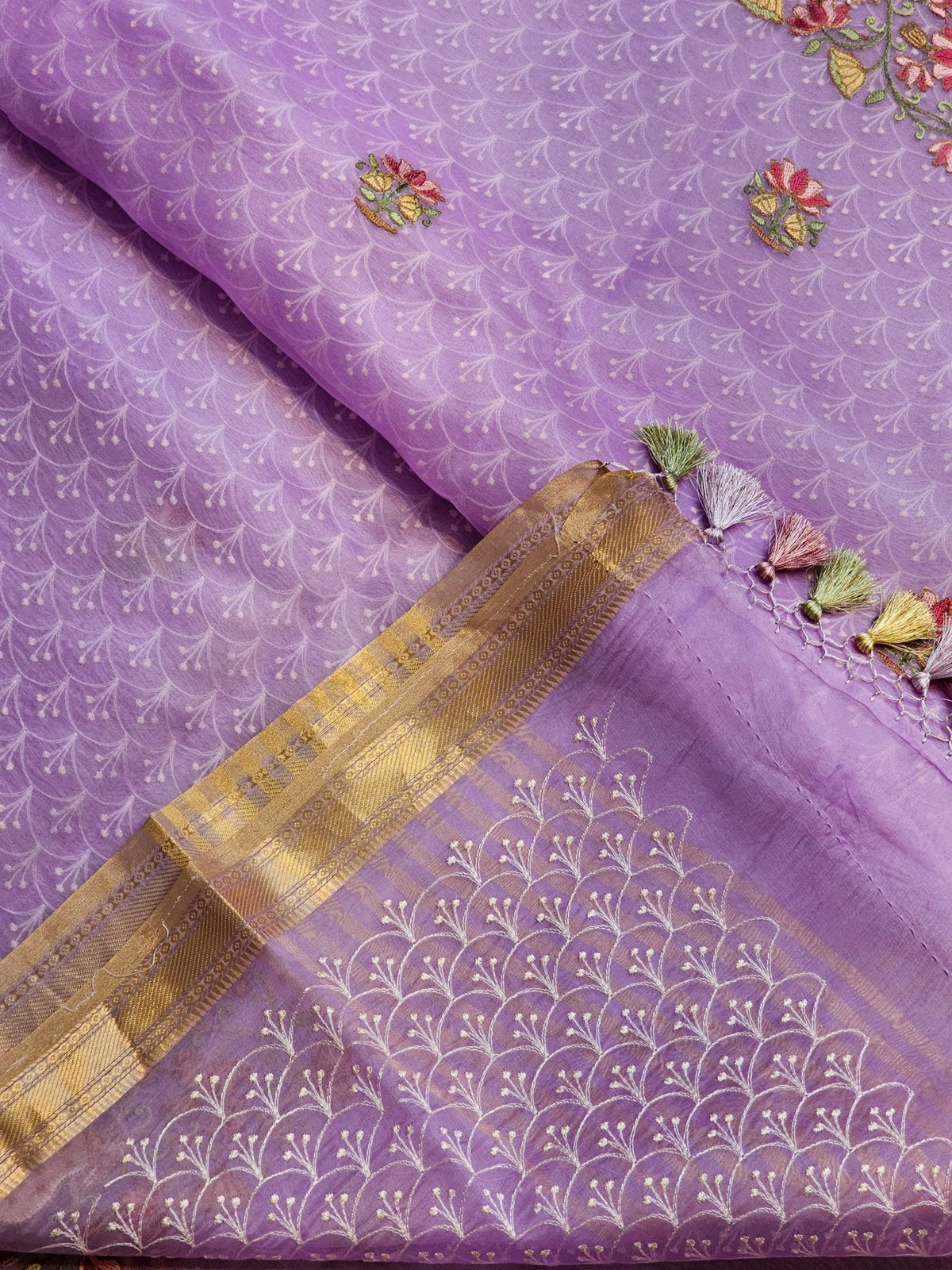 Pure Organza Silk Pichwai Embroidery Saree - close pallu embroidery view