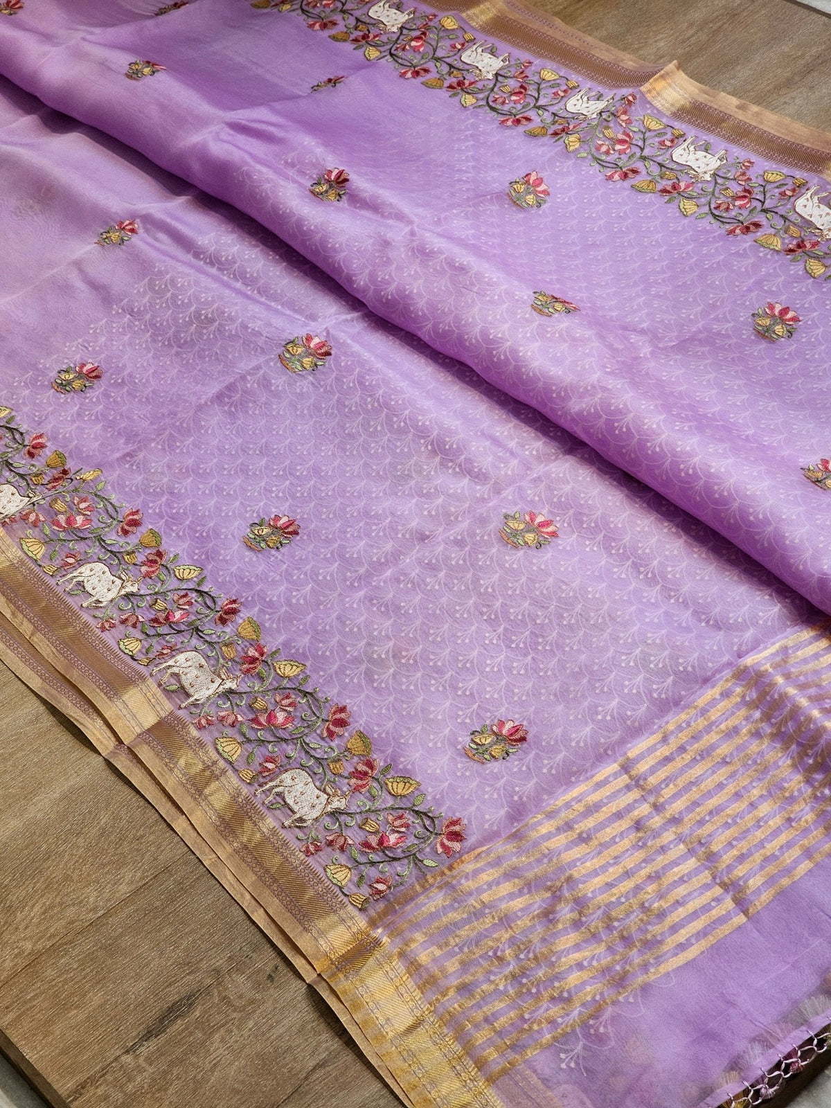 Pure Organza Silk Pichwai Embroidery Saree - close-up border texture