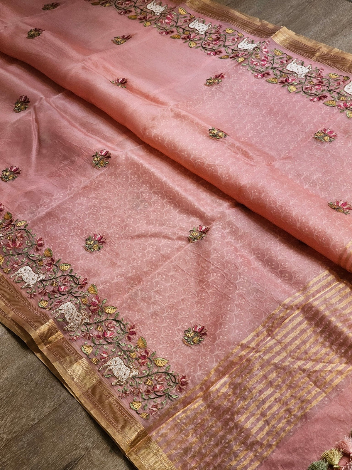 Pure Organza Silk Pichwai Embroidery Saree - closing styled shot
