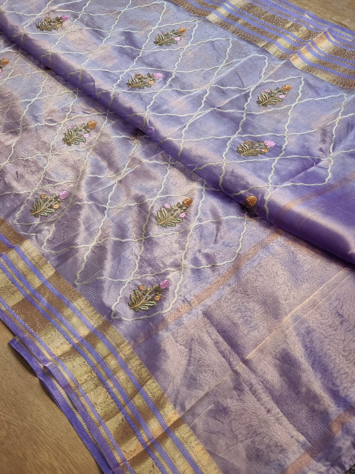 Pure Organza Tissue Jaal Banarasi Border Saree - flat lay full saree view