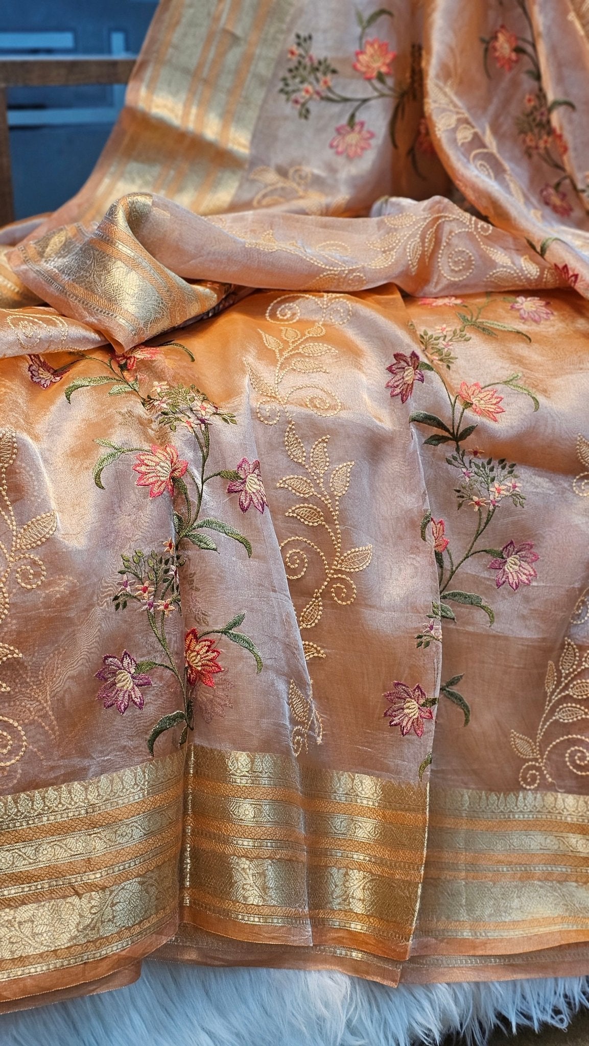 Luxurious Pure Tissue Organza Silk Katan Floral Embroidery Saree - Resham Wala