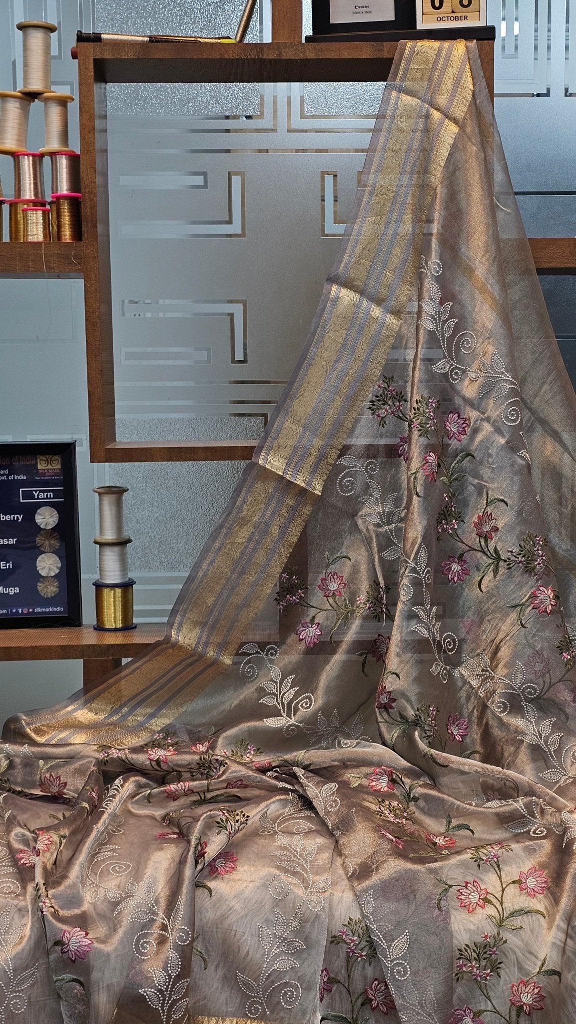 Luxurious Pure Tissue Organza Silk Katan Floral Embroidery Saree - Resham Wala