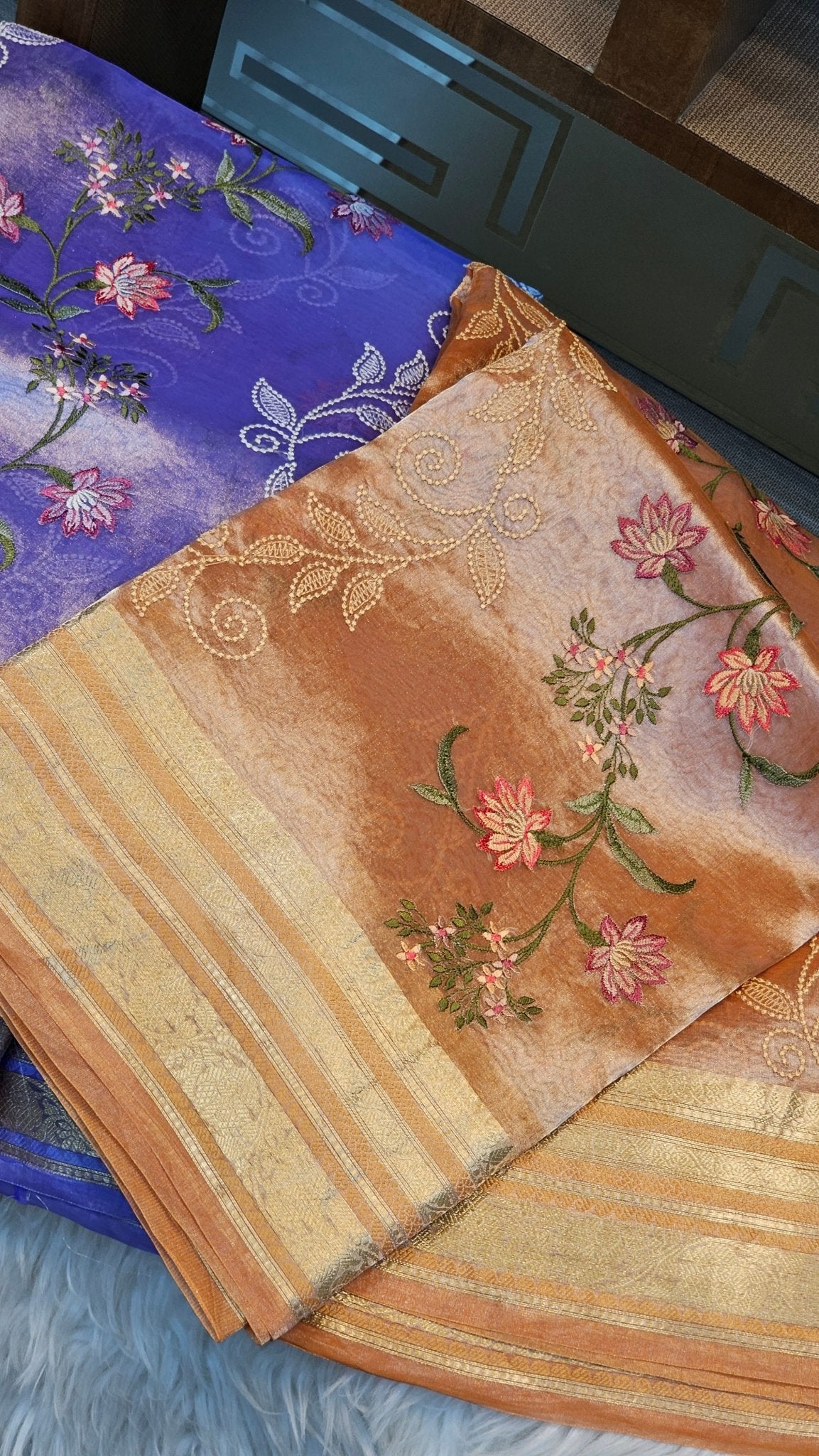 Luxurious Pure Tissue Organza Silk Katan Floral Embroidery Saree - Resham Wala