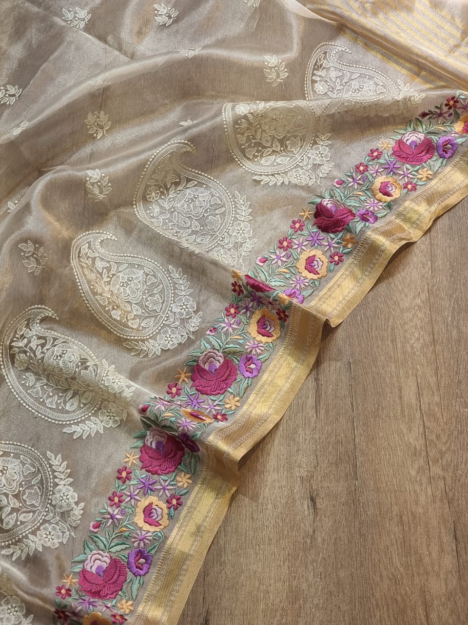 Pure Tissue Silk Parsi Border Chikankari Saree - fabric texture close-up