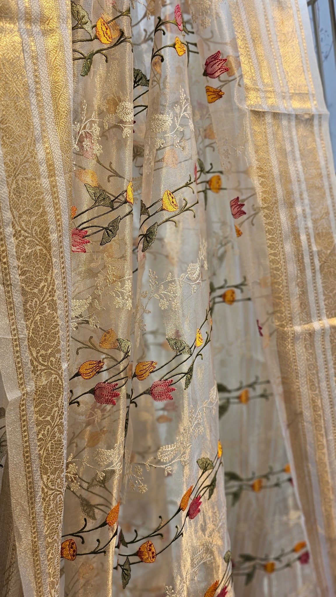 Pure Tissue Silk Pichwai Latar Embroidery Saree - pallu detail view