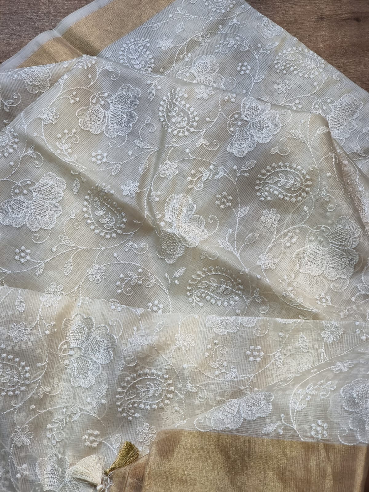 Pure Tussar Kota Silk Chikankari Double Ghiccha Saree - double ghiccha pallu detail