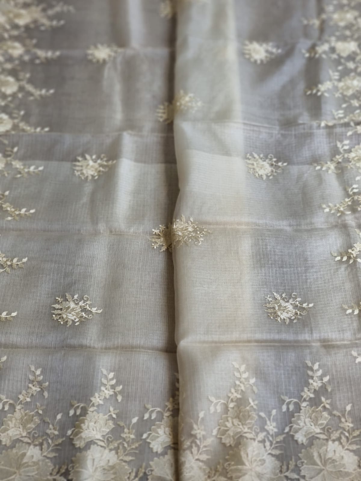 Pure Tussar Kota Silk Cutwork Scallop Saree - fabric texture close-up