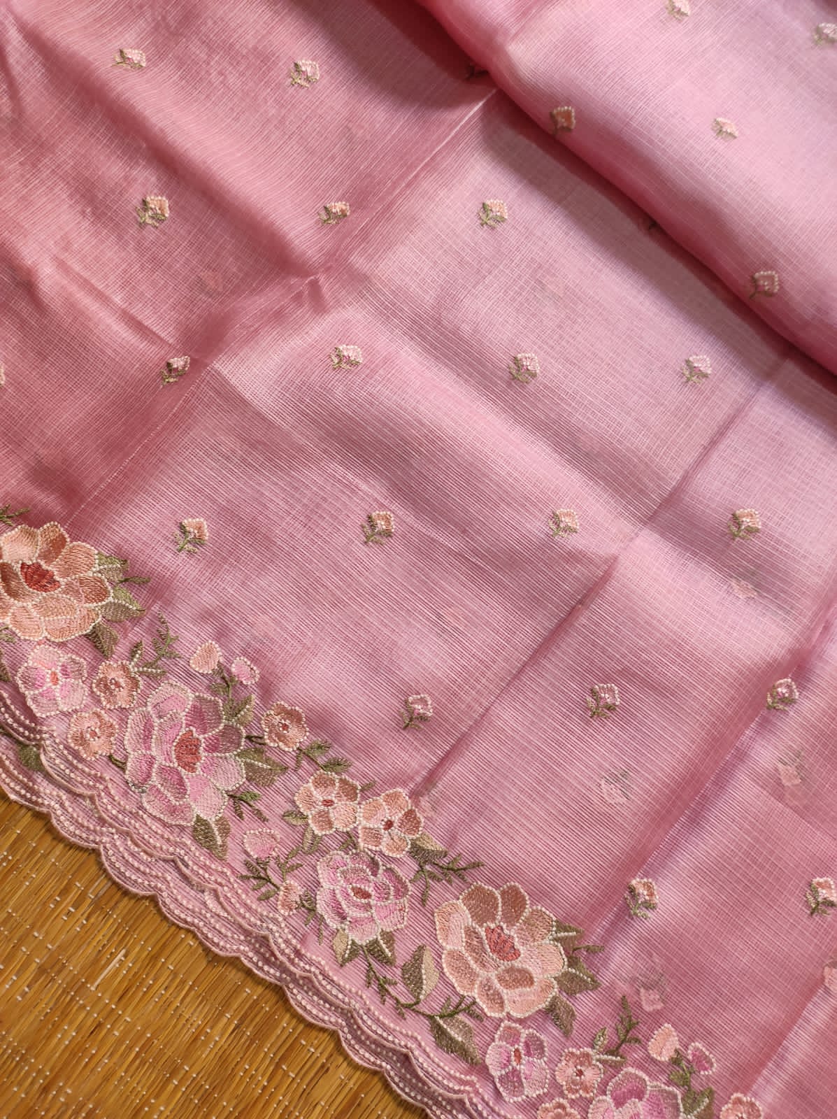 Pure Tussar Kota Silk Mina Floral Saree - scallop cutwork border close-up