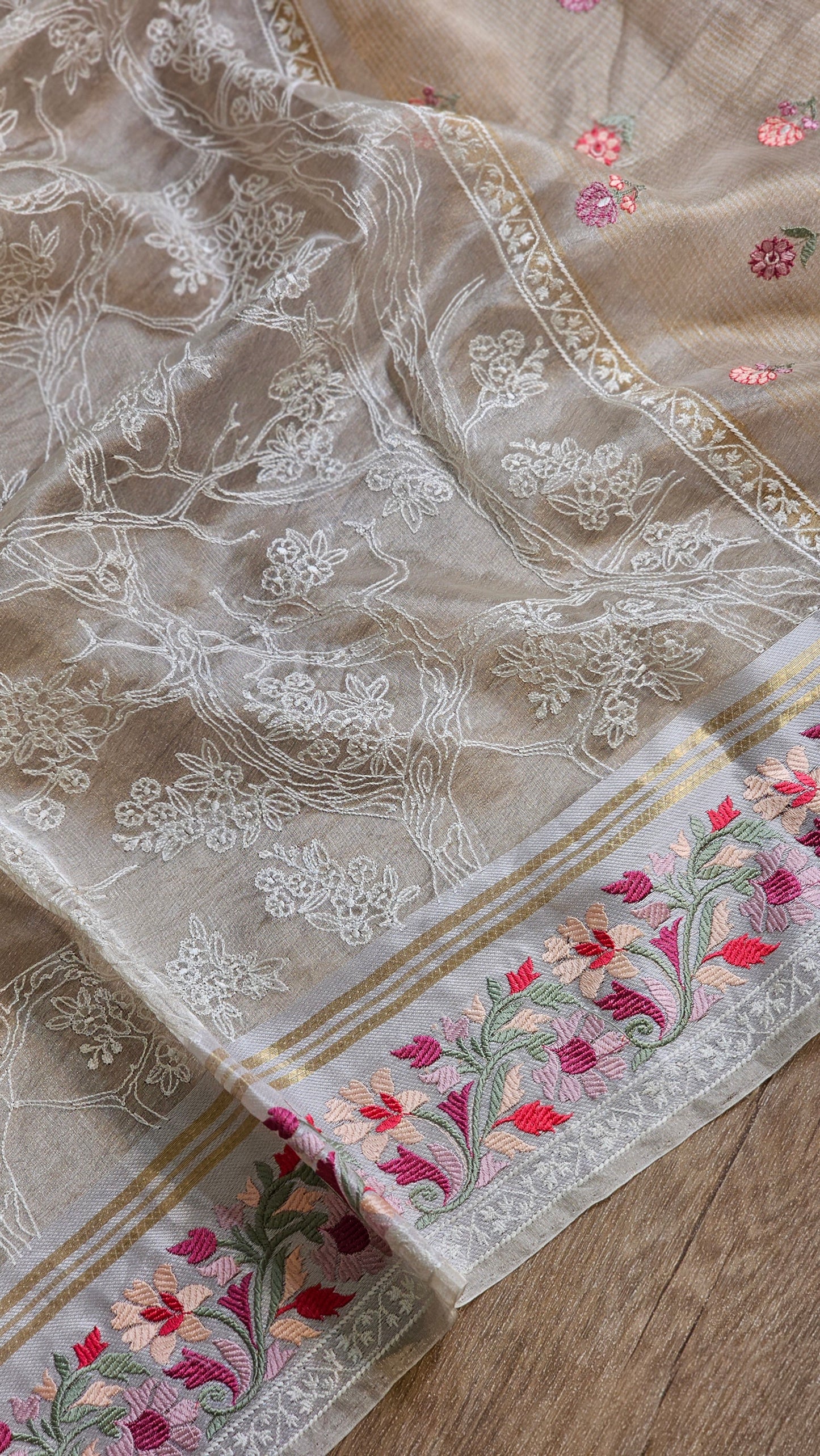 Pure Tissue katan silk floral Embroidery border saree with Embroidery jaal and plain blouse with special tassels - Resham Wala